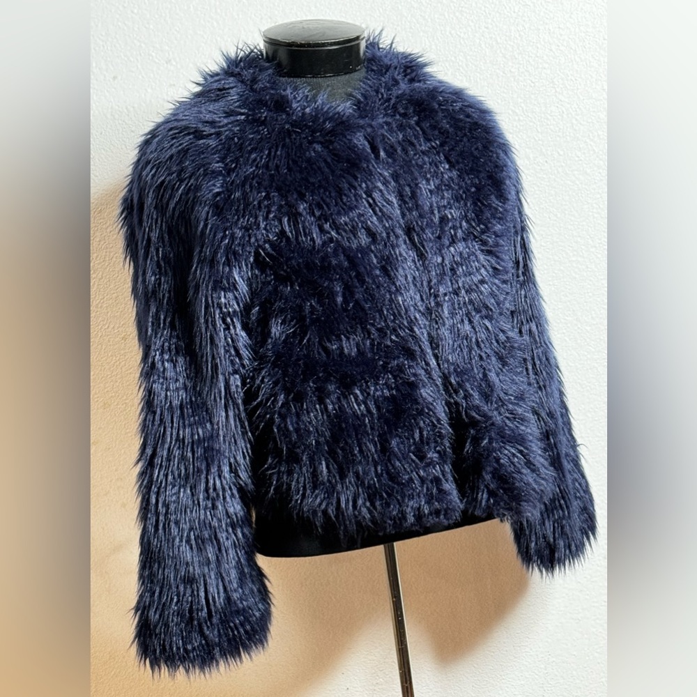 EXPRESS Navy Faux Fur Jacket Size XS